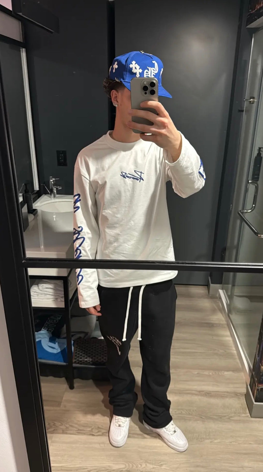 JMIS LONGSLEEVE - WHITE & BLUE